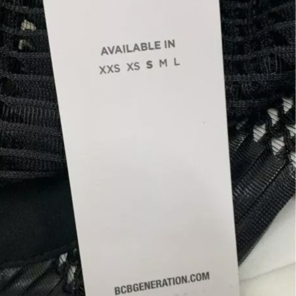 NWT BCB Generation White & Black Blouse Size SM MSRP $78 - Picture 4 of 5